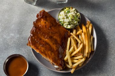 Ev yapımı Bebek Sırtı Patates ve lahana salatası