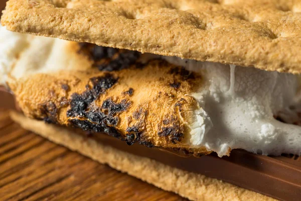 Sweet Marshmallow Chocolate Smores Cracker — Stock Photo, Image