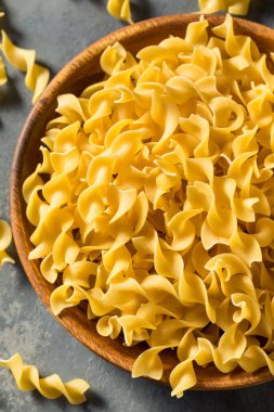 Organik Kuru Yumurta Eriştesi Pişirmeye Hazır