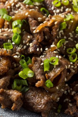 Susam tohumlu ev yapımı Kore bifteği Bulgogi Barbekü