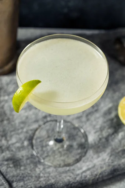 Boozy Cold Refreshing Rum Daiquiri Lime — 스톡 사진