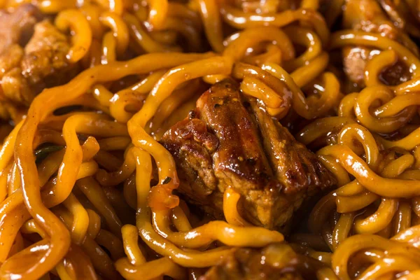 Hemlagad Trendig Koreansk Jjapaguri Nudlar Med Nötkött Och Ramen — Stockfoto