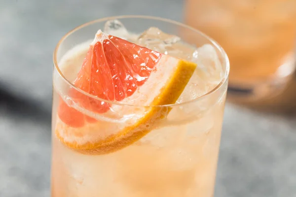 Cocktail Refrescante Gin Radler Com Toranja — Fotografia de Stock