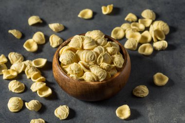 Sağlıklı Ev Yapımı Kurutulmuş Kek Kasesi