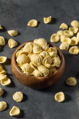 Sağlıklı Ev Yapımı Kurutulmuş Kek Kasesi