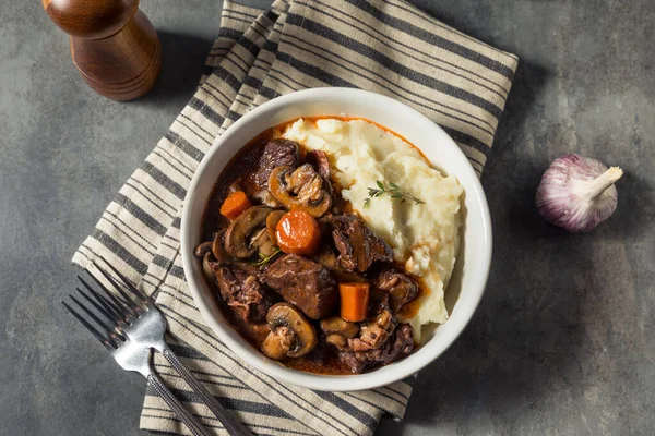 Homemade French Beef Bourguignon Stew Mashed Potatoes — Stock Photo, Image