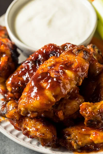 Homemade Honey Bbq Chicken Wings Blue Cheese Dip — стокове фото