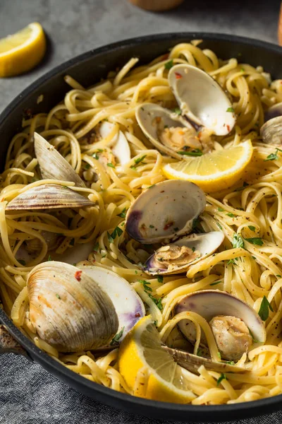 Homemade Healthy Linguini Clams Sauce Parsley — 스톡 사진