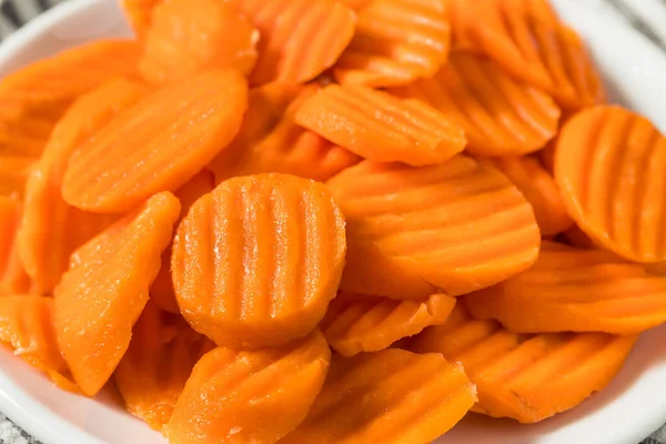 Gesunde Hausgemachte Rohe Bio Karottenchips — Stockfoto