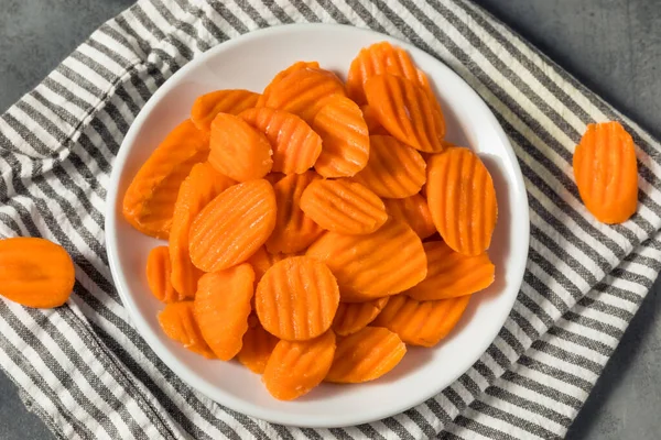Gesunde Hausgemachte Rohe Bio Karottenchips — Stockfoto