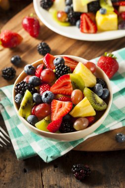 heallthy organik meyve salatası