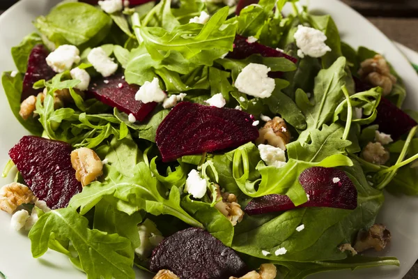 Raw Green Beet and Arugula Salad — Stock Photo, Image