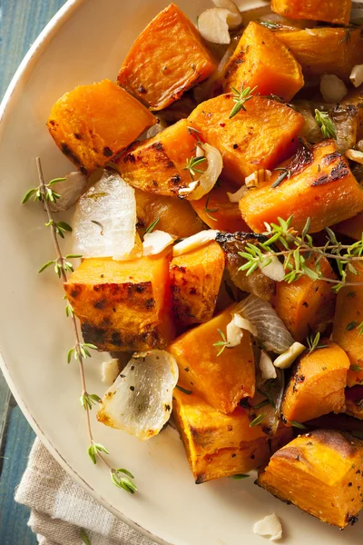 Zelfgemaakte gekookte zoete aardappel — Stockfoto