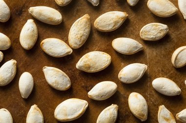 kavrulmuş tuzlu Kabakçekirdeği