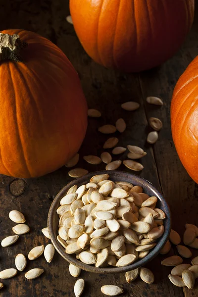 Semillas de calabaza salada asada — Foto de Stock