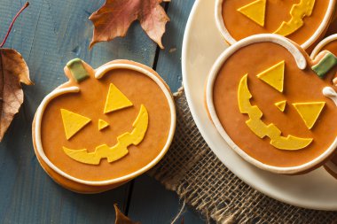 ev yapımı jack o'lantern kabak kurabiye