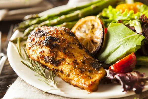 Homemade Lemon and Herb Chicken — Stock Photo, Image