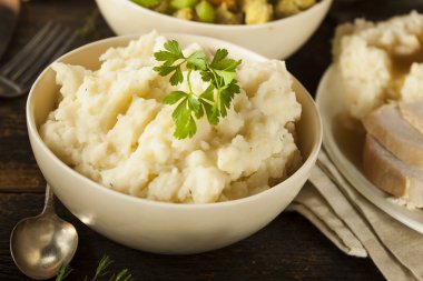 Ev yapımı krem patates püresi