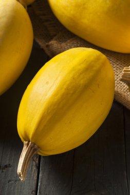 Ham organik sarı spagetti Squash