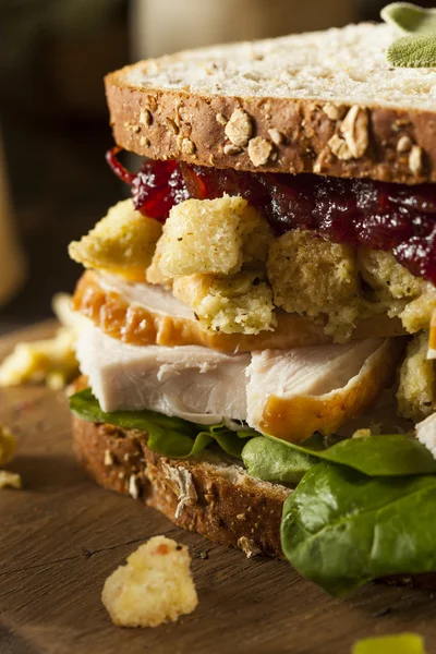 Sándwich casero de pavo de cena de Acción de Gracias —  Fotos de Stock