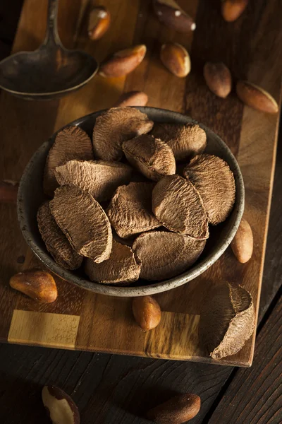 Organic Raw Whole Brazil Nuts — Stock Photo, Image