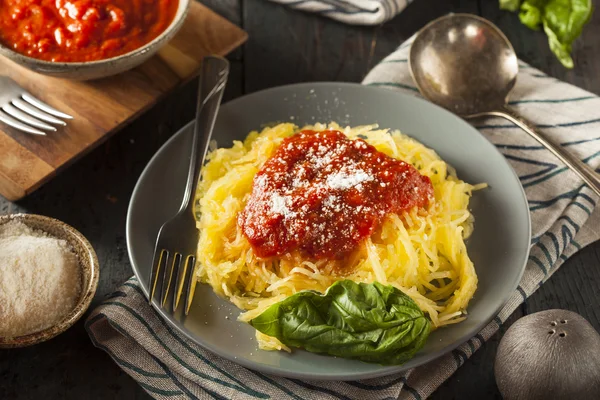 Pasta casera de calabaza de espaguetis cocidos — Foto de Stock