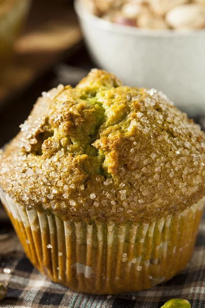 Zelfgemaakte groene pistache Muffins — Stockfoto