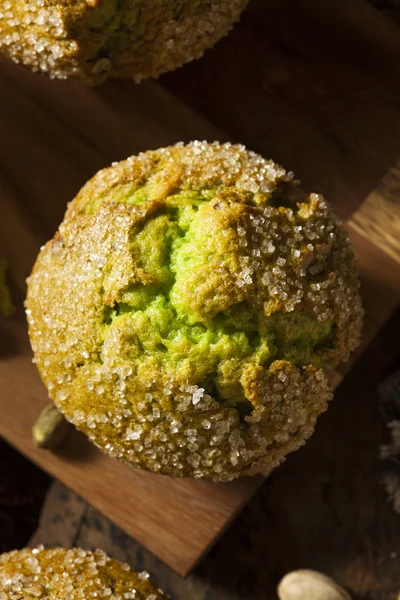 Muffins de pistache verde caseiro — Fotografia de Stock