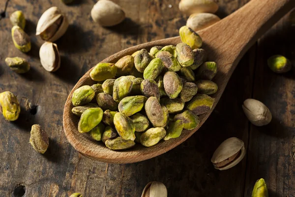 Rauwe biologische pistache noten — Stockfoto