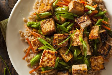 Ev yapımı Tofu Stir Fry