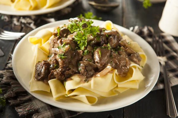 Facut acasa Hearty Beef Stroganoff — Fotografie, imagine de stoc