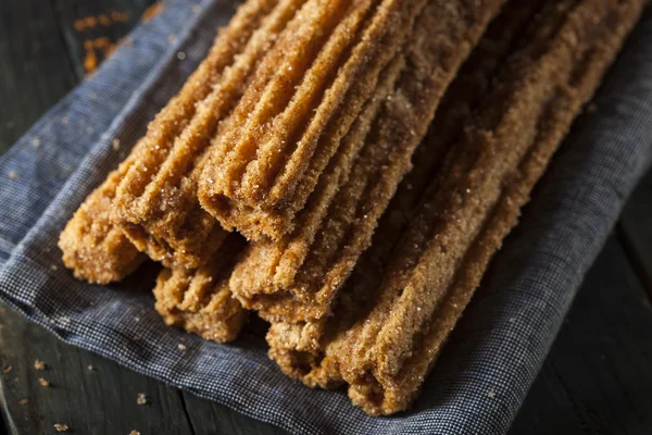 Zelfgemaakte Deep Fried Churros — Stockfoto