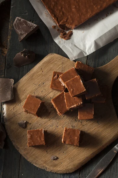 Zelfgemaakte donkere chocolade Fudge — Stockfoto