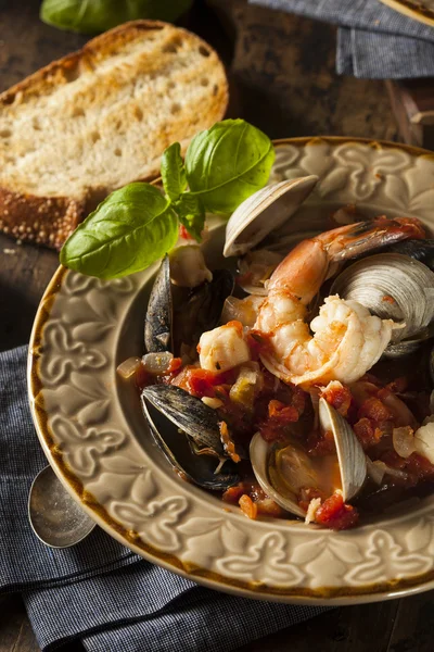 Fruits de mer italiens maison Cioppino — Photo