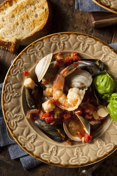 Homemade Italian Seafood Cioppino — Stock Photo, Image