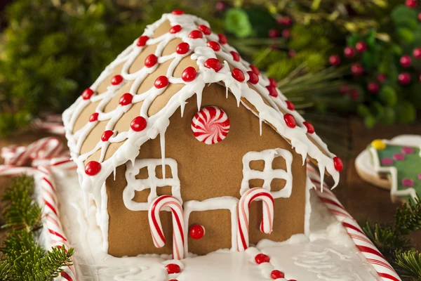 Fatto in casa Candy Gingerbread House — Foto Stock