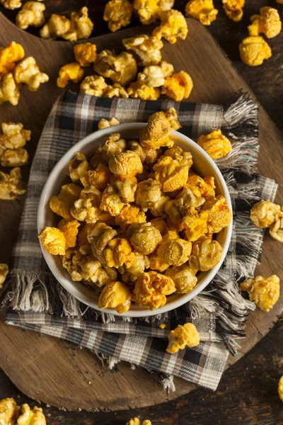 Chicago-Stil Karamell und Käse-Popcorn — Stockfoto