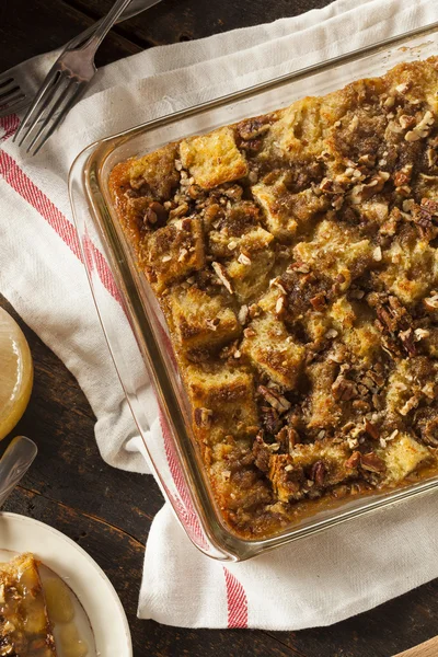 Dolce budino di pane fatto in casa — Foto Stock