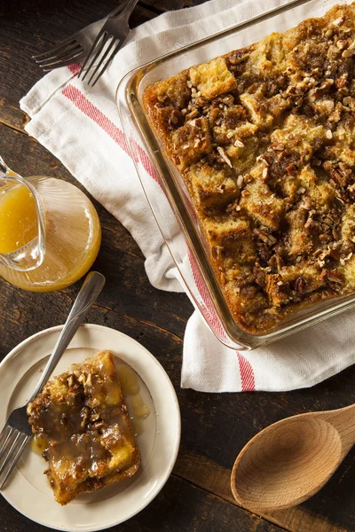 Dolce budino di pane fatto in casa — Foto Stock