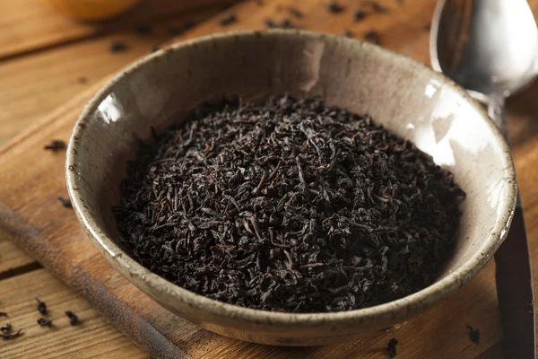 Té seco de hojas sueltas negras — Foto de Stock