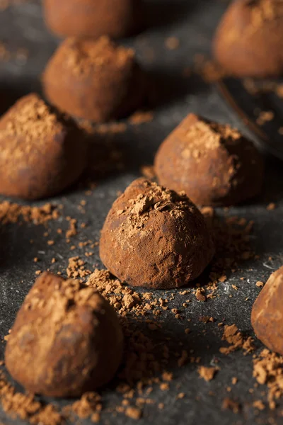 Tartufi al cioccolato fondente di fantasia — Foto Stock