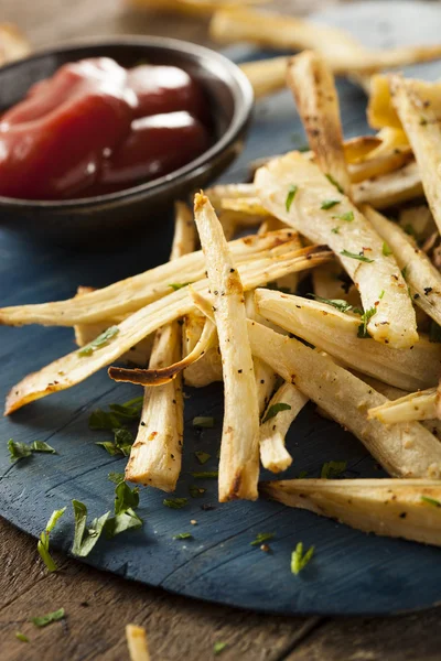 Hemgjord persilja Root pommes frites — Stockfoto