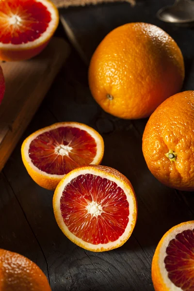 Organic Raw Red Blood Oranges — Stock Photo, Image