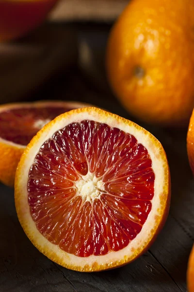 Oranges rouges crues biologiques — Photo