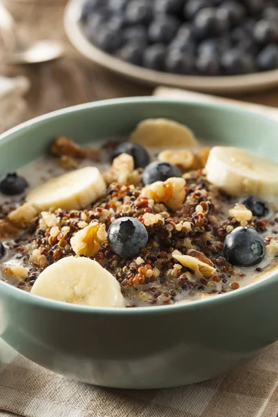 Organic Breakfast Quinoa with Nuts — Stock Photo, Image