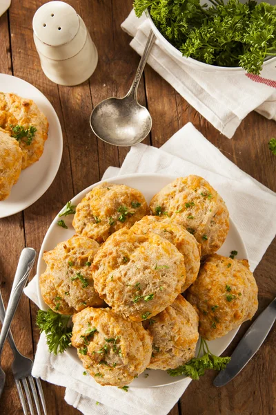 Homemade Cheddar Cheese Biscuits — Stock Photo, Image