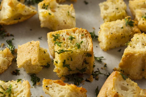 Croutons franceses caseros frescos — Foto de Stock