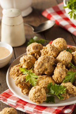 Ev yapımı Deep Fried mantar