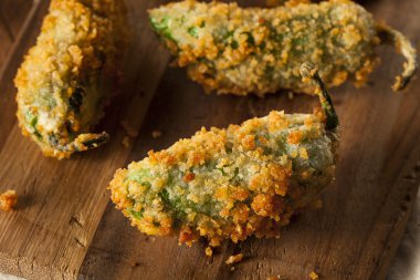 Ev yapımı ekmekli Jalapeno Poppers