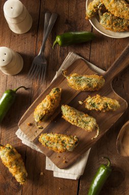 Ev yapımı ekmekli Jalapeno Poppers